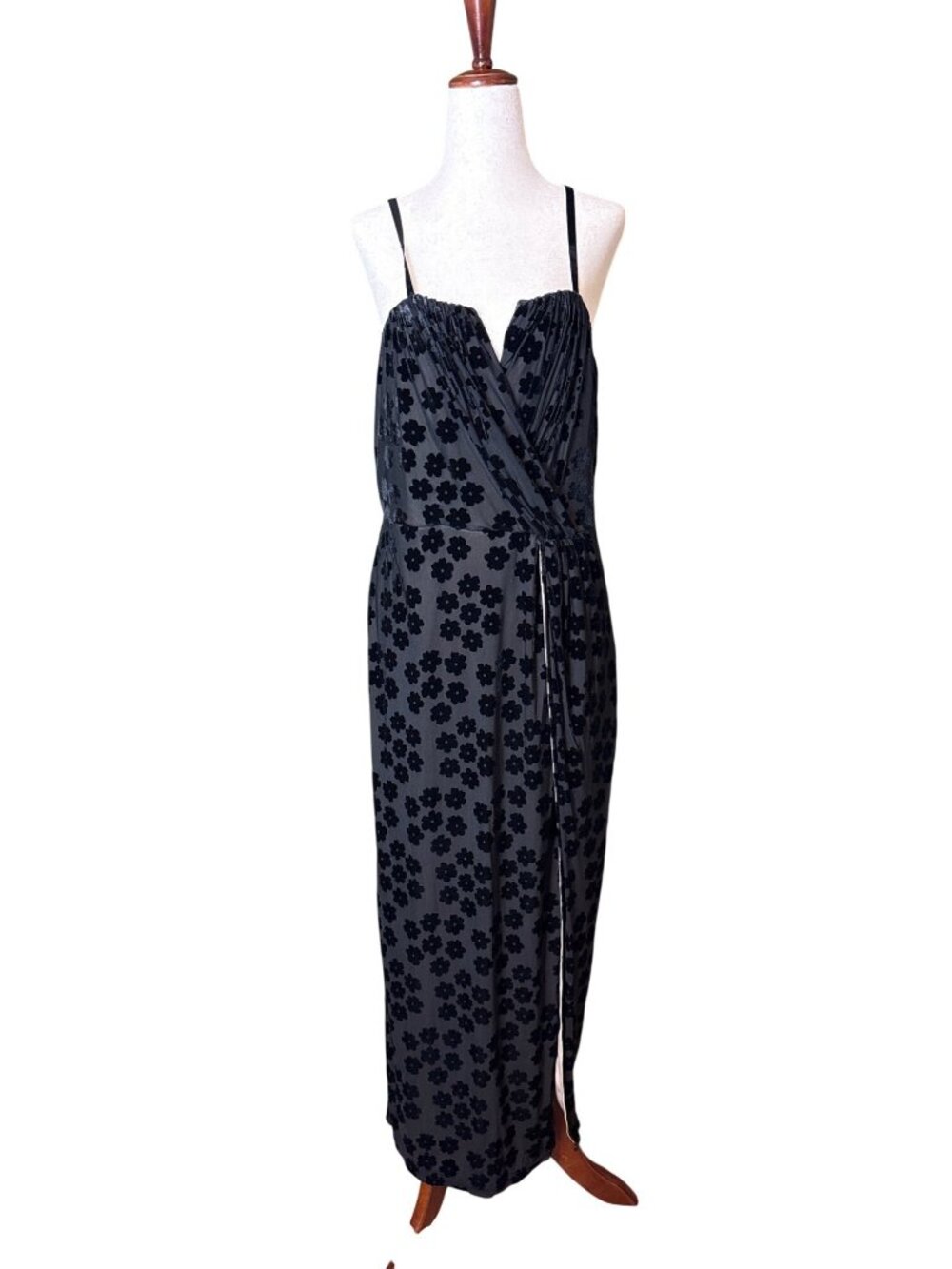 Lulus Black Velvet Floral Wrap Maxi Dress XL With Adjustable Straps & Side Slit